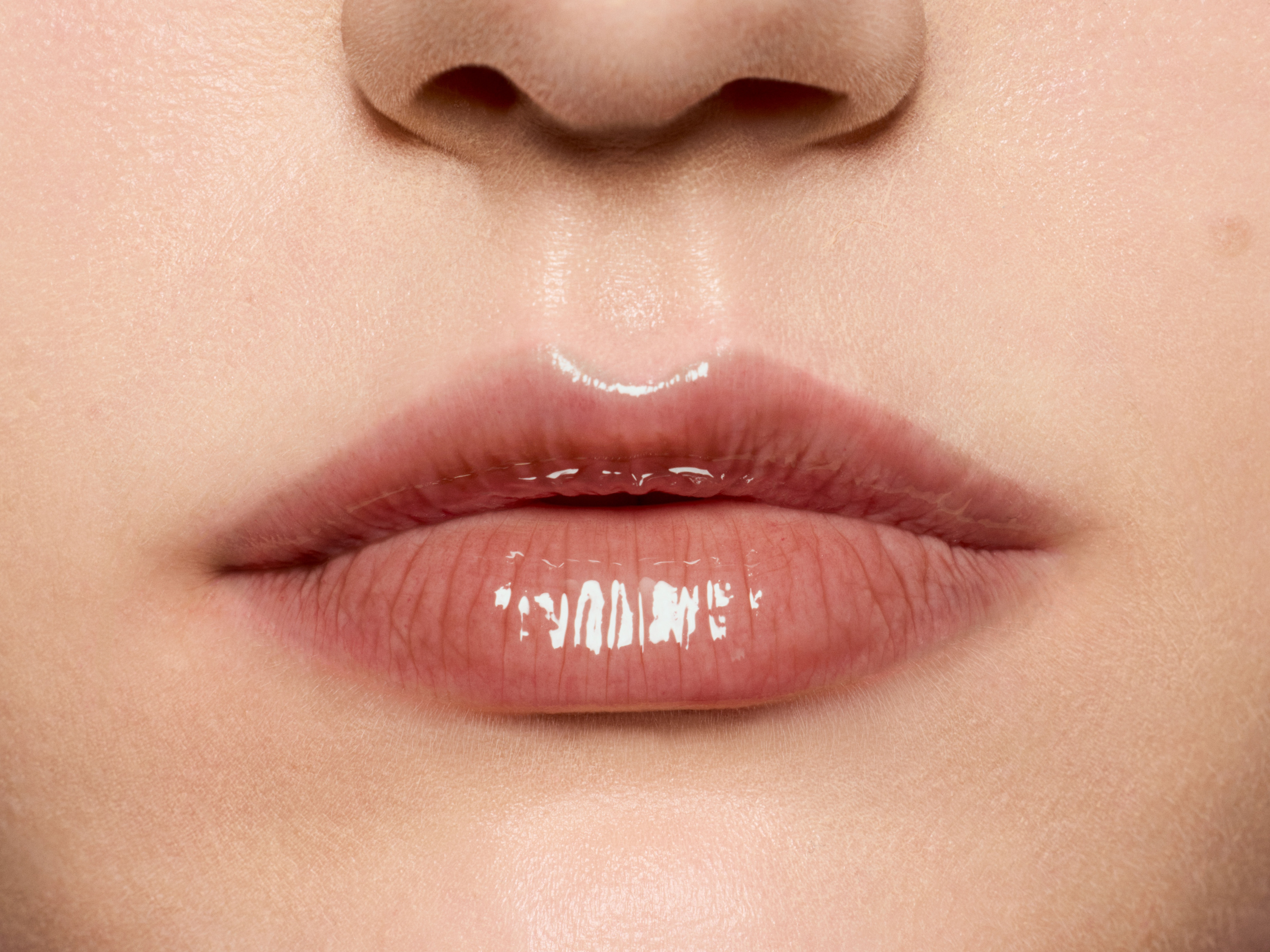 GLOSS BOMB HEAT LIPGLOSS (BRILLO LABIAL)